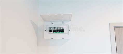 fuse box for apartment